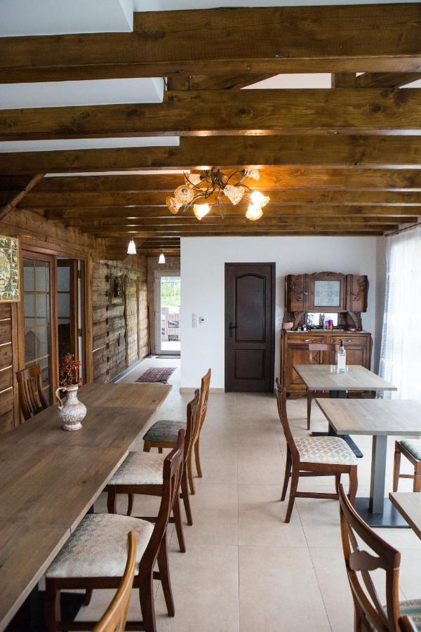 Casa Cu Magnolii Hotel Poienile Izei Luaran gambar