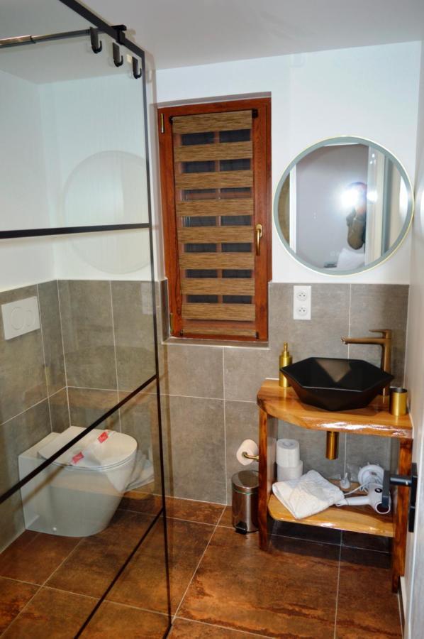 Casa Cu Magnolii Hotel Poienile Izei Luaran gambar