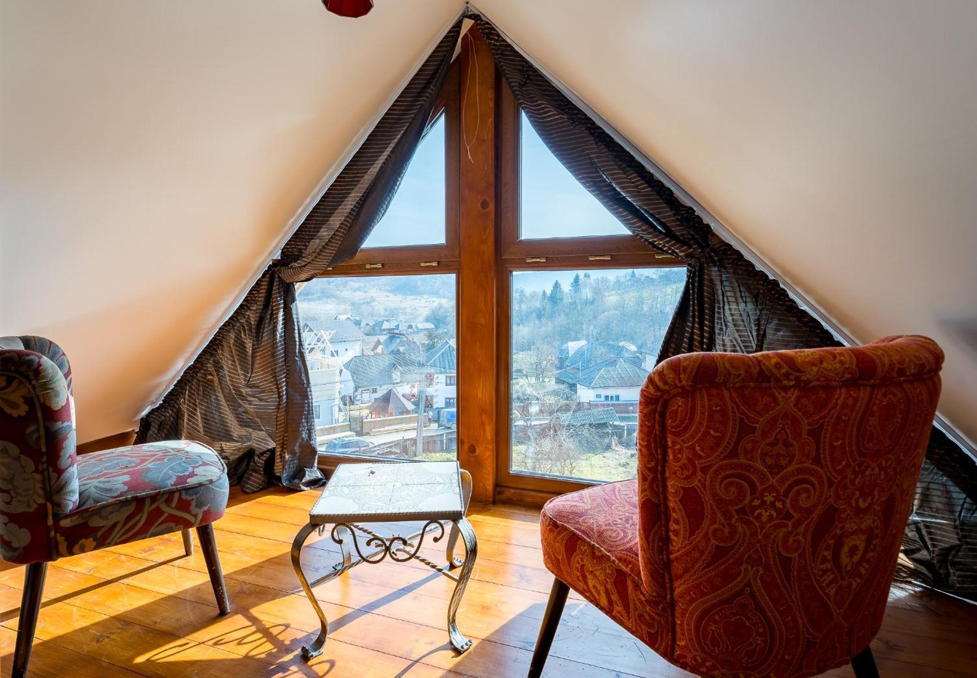 Casa Cu Magnolii Hotel Poienile Izei Luaran gambar