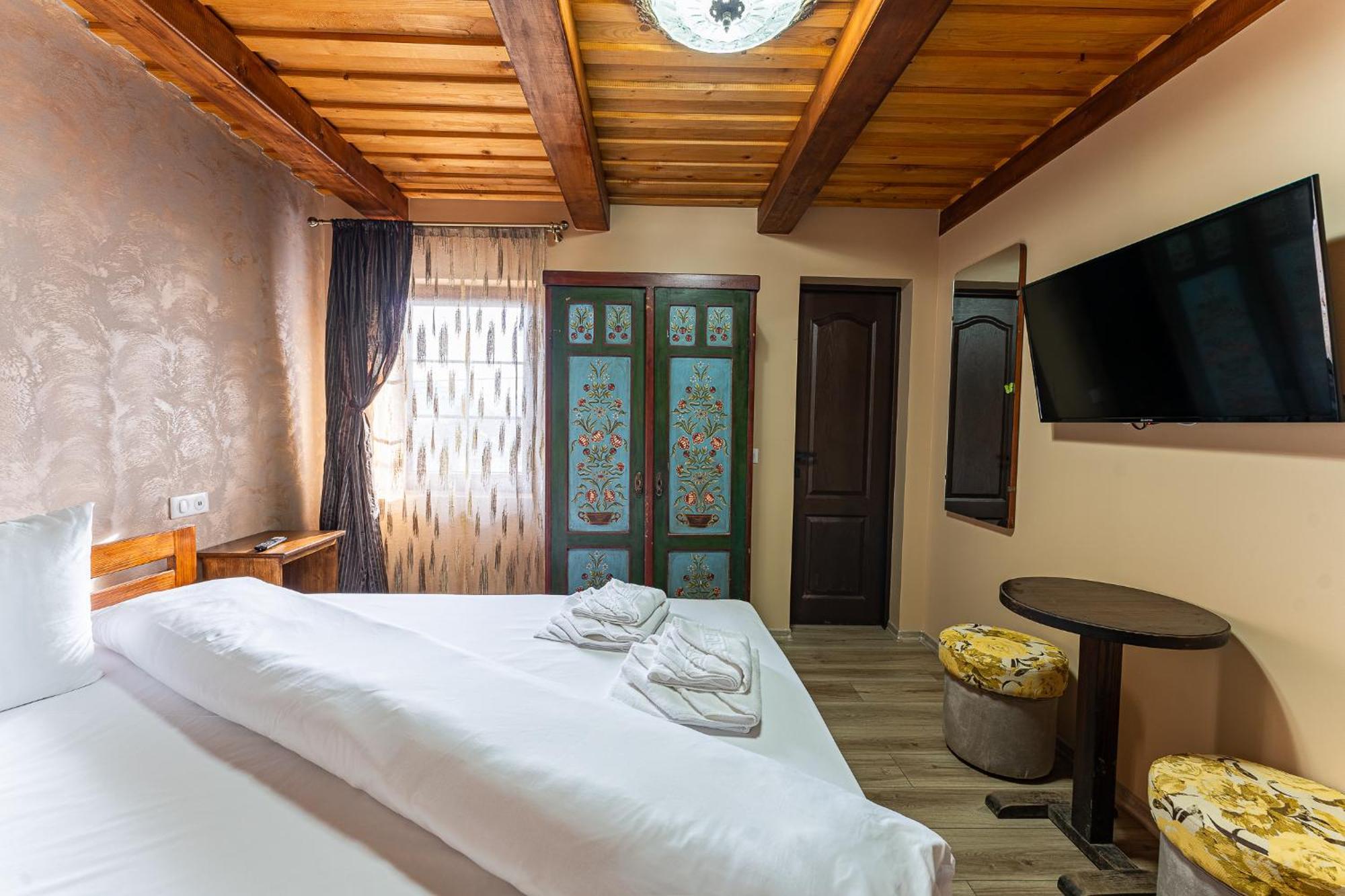 Casa Cu Magnolii Hotel Poienile Izei Luaran gambar